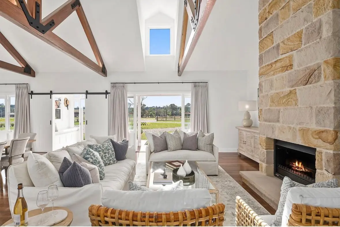 Heritage Drive Stonemasonry fireplace