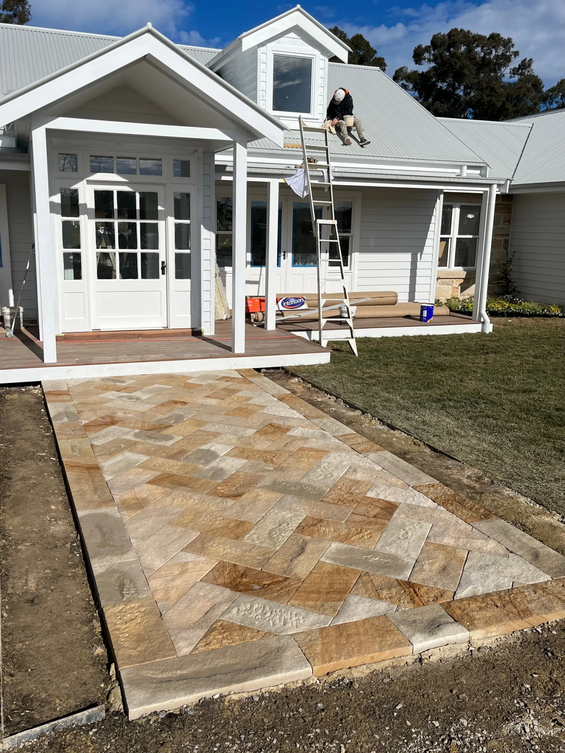 Heritage drive entrance